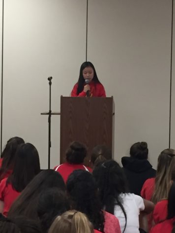 Freshman Treasurer Candidate, Cindy Huang, delivers her speech.