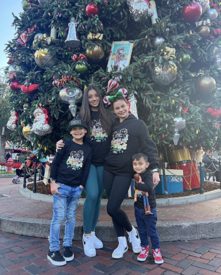 Maddie Encinas ‘24 and her younger siblings celebrated 
the New Year with a day at Disneyland.