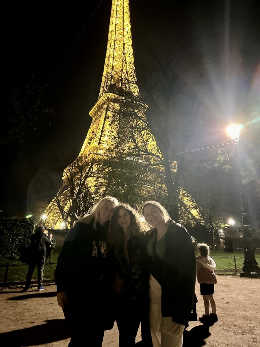 Madame Neuman posed in front of the Eiffel Tower with her two AP French students that accompaned her on the trip!