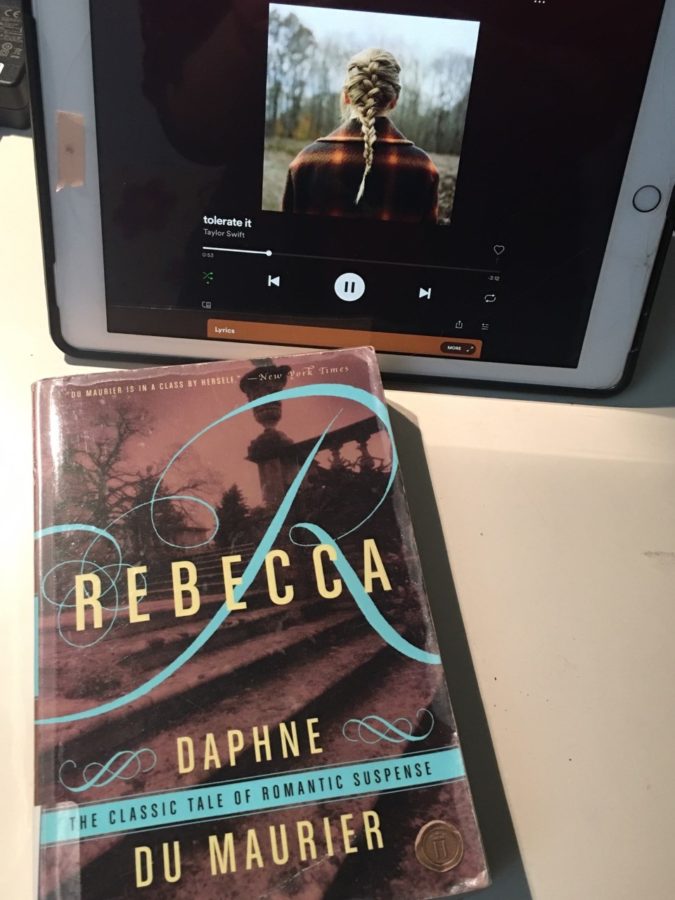 Fun fact: Taylor Swift's song "Tolerate It" was inspired by Daphne Du Maurier's Rebecca!