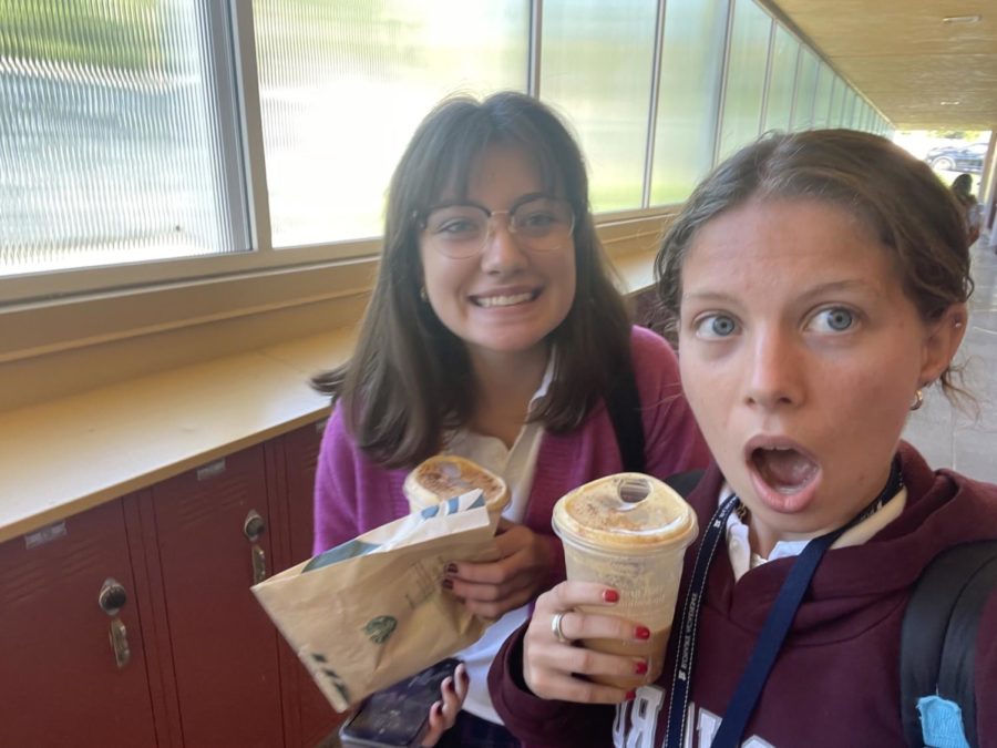 Seniors Emma Fredman and Kendall Clarida enjoying their Starbucks.