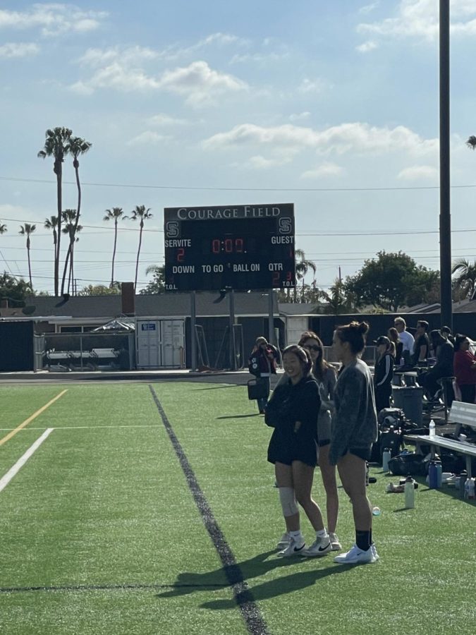 A picture of the final score on the scoreboard.