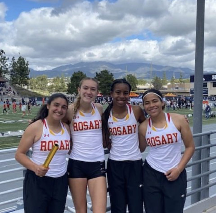 The 4x100 queens who broke the school record.