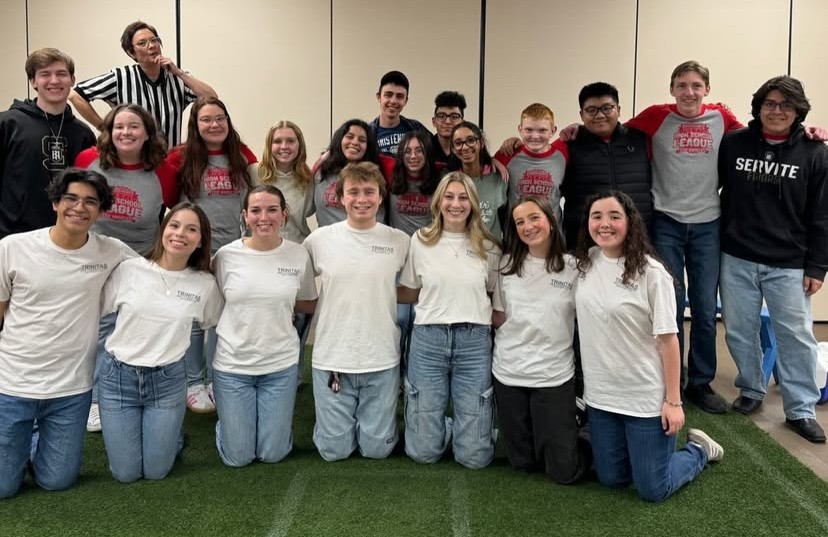 Both our Comedy Sportz team and Thespian Board after the match.