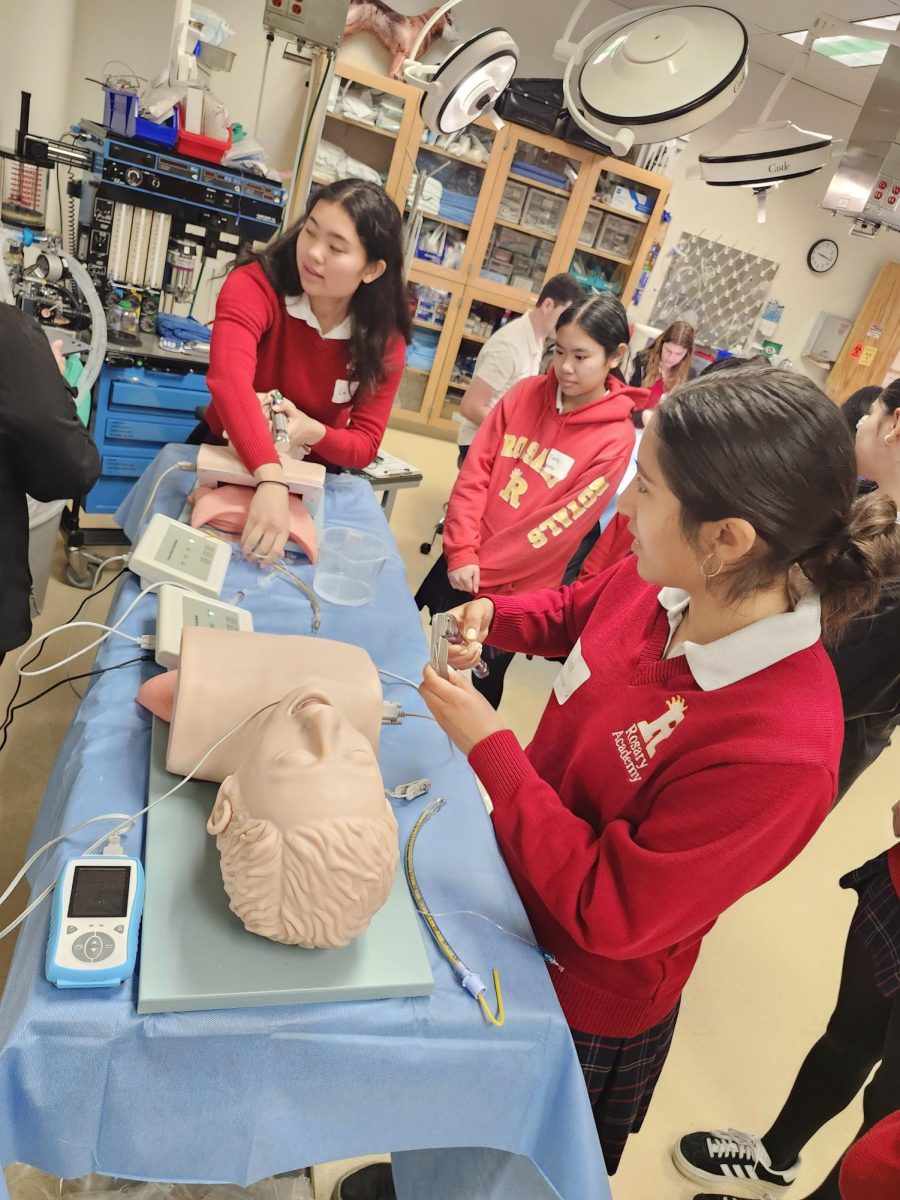 SNHS members got to practice intubation!