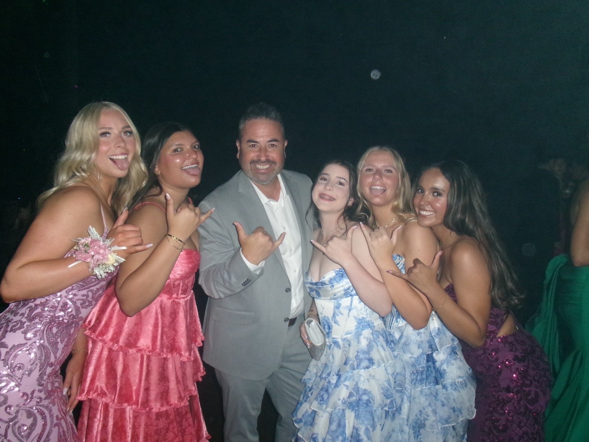 Teachers and students enjoyed their time at prom. 
